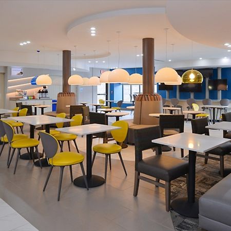 Holiday Inn Express & Suites Shippensburg By Ihg Esterno foto