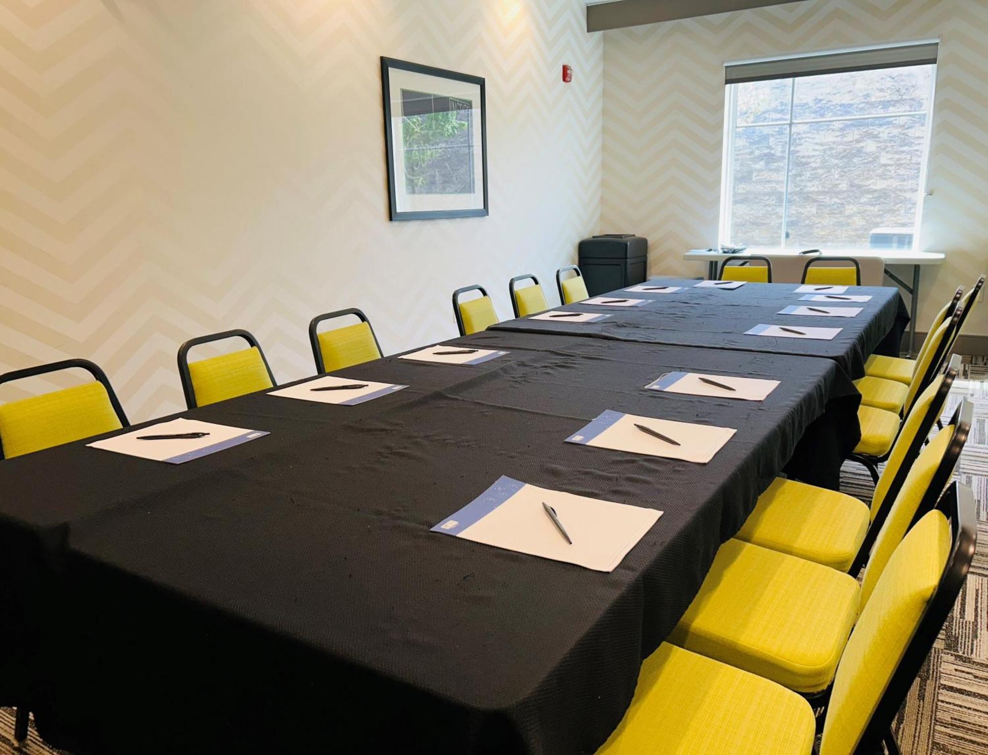 Holiday Inn Express & Suites Shippensburg By Ihg Esterno foto