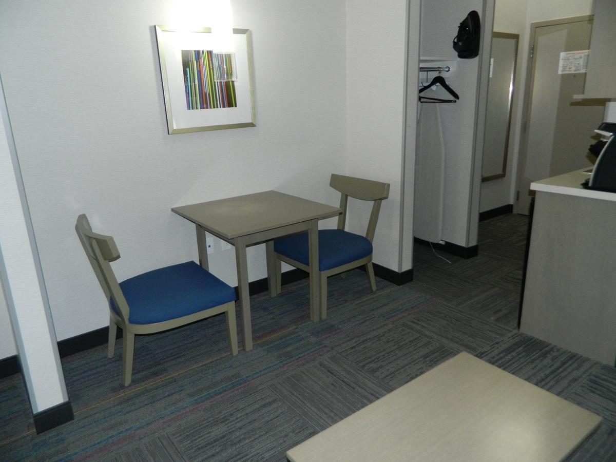 Holiday Inn Express & Suites Shippensburg By Ihg Esterno foto